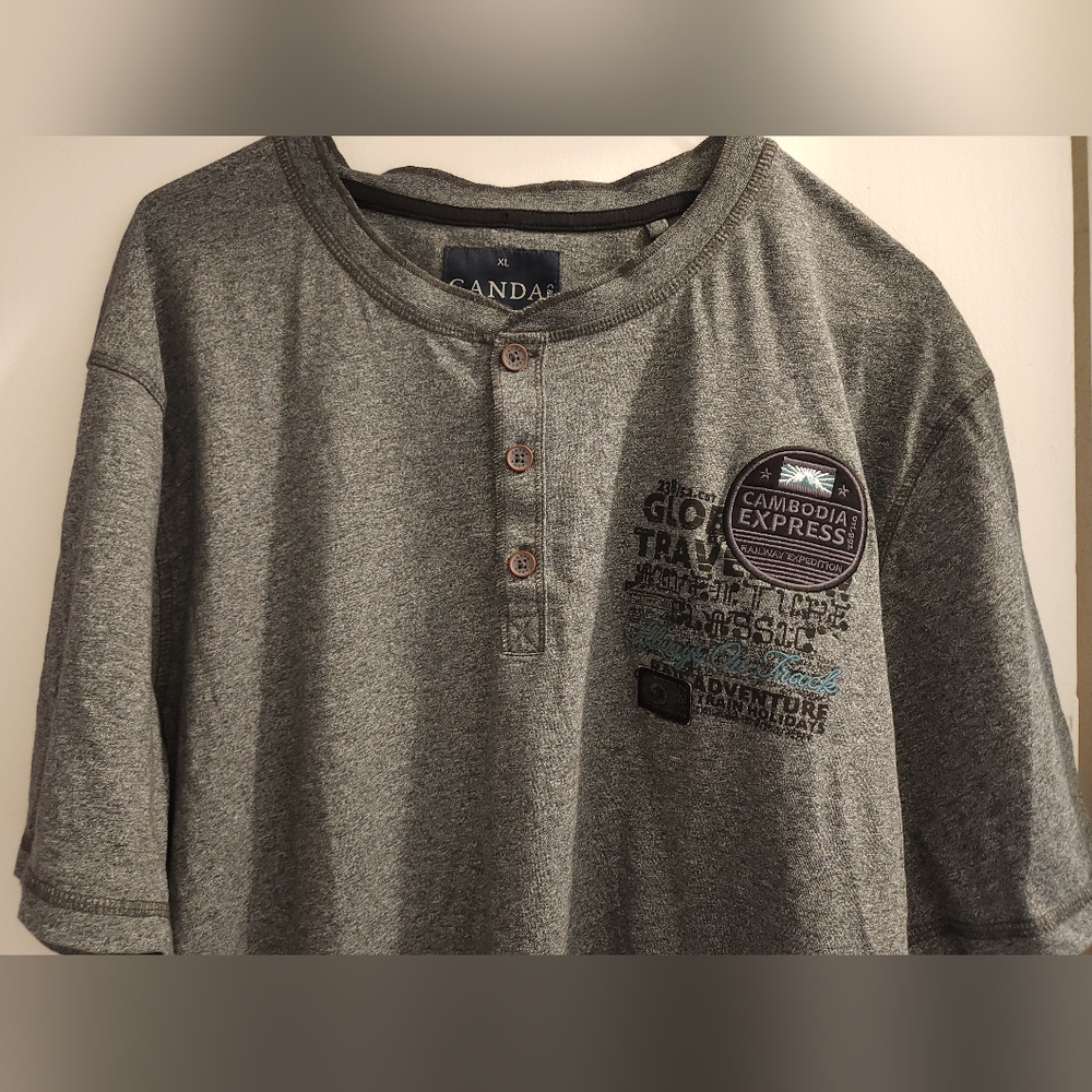 Mens Canda Grey Tee. Size xl. Preloved.